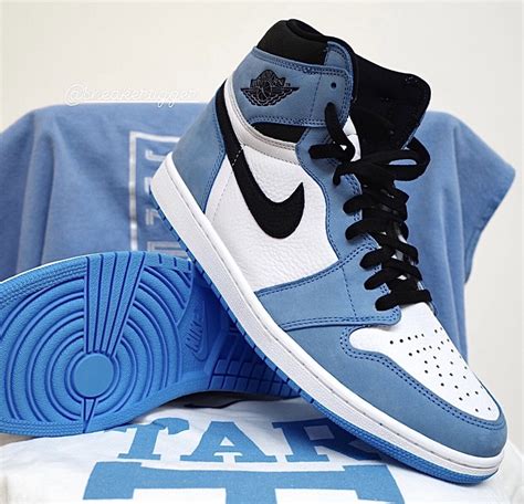 Mens Blue Jordan 1 